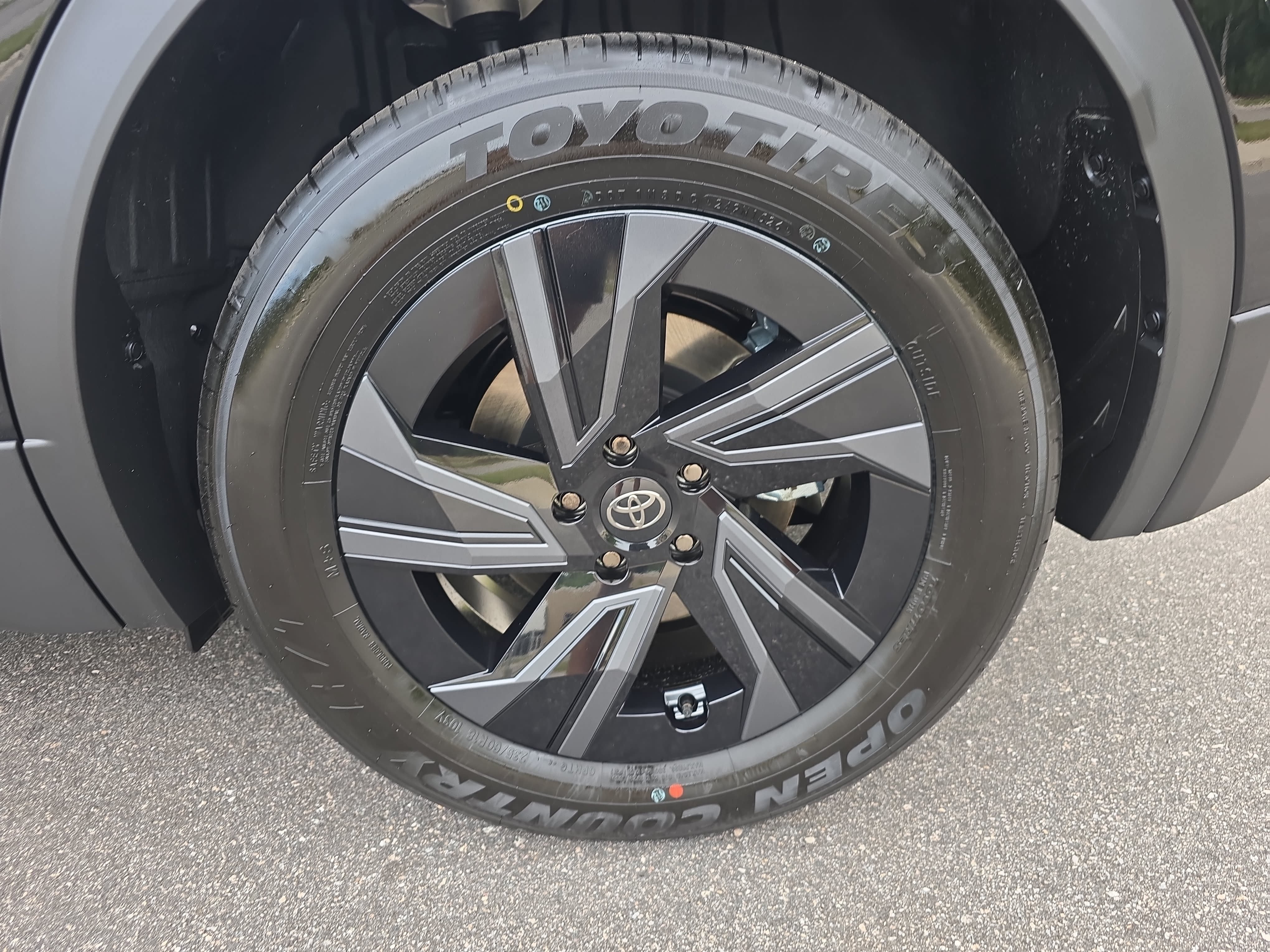 New 2026 Toyota C-HR AWD/4WD image 36