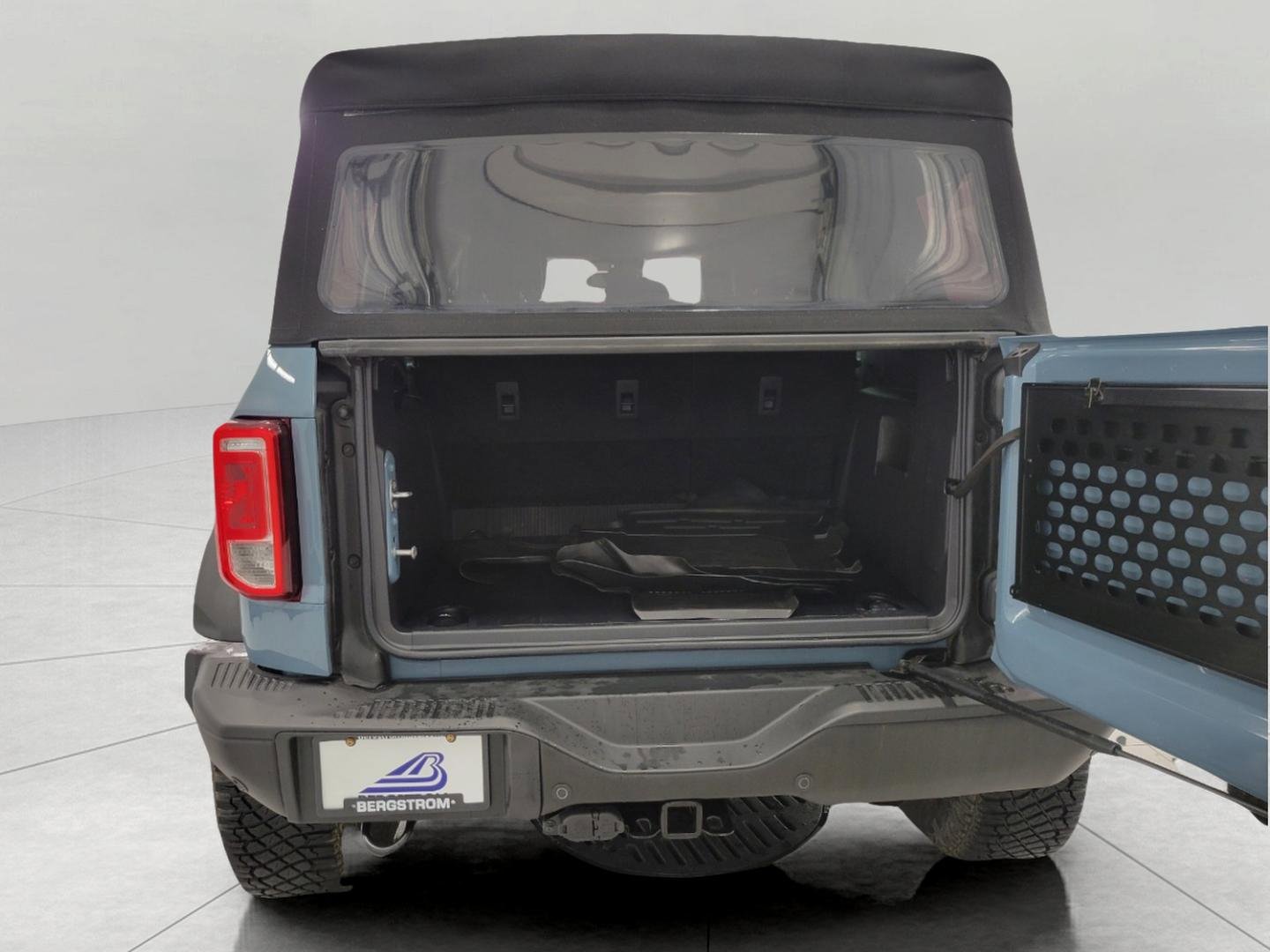 Used 2022 Ford Bronco Black Diamond w/ Sasquatch Package image 16