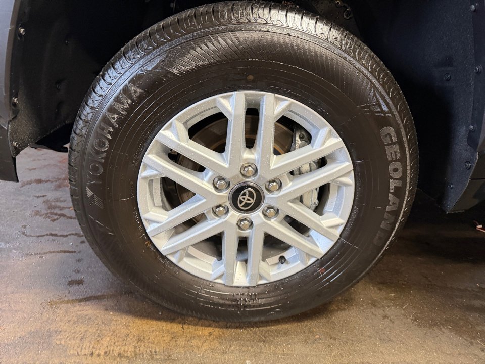 Certified 2026 Toyota Tundra SR5 image 31