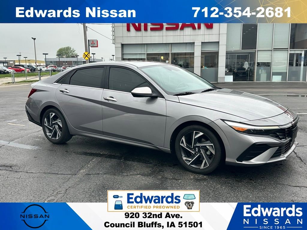 Used 2024 Hyundai Elantra SEL w/ Convenience Package