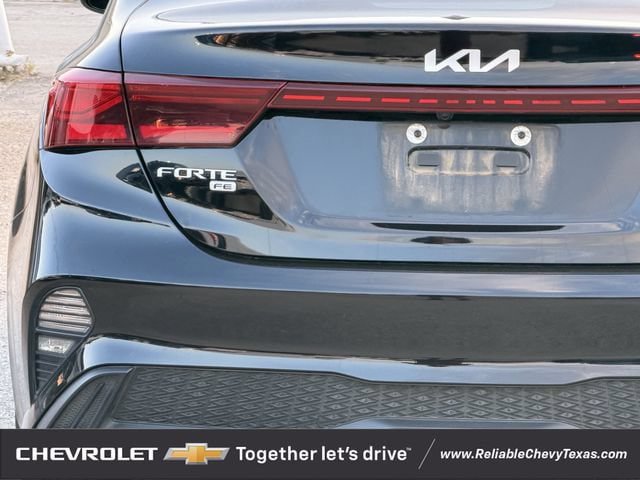 Used 2023 Kia Forte LX FWD image 7