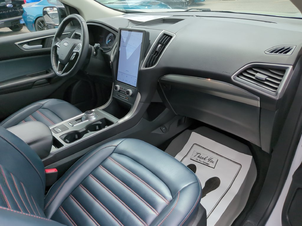 Certified 2024 Ford Edge SEL w/ Sport Appearance Package AWD/4WD image 15