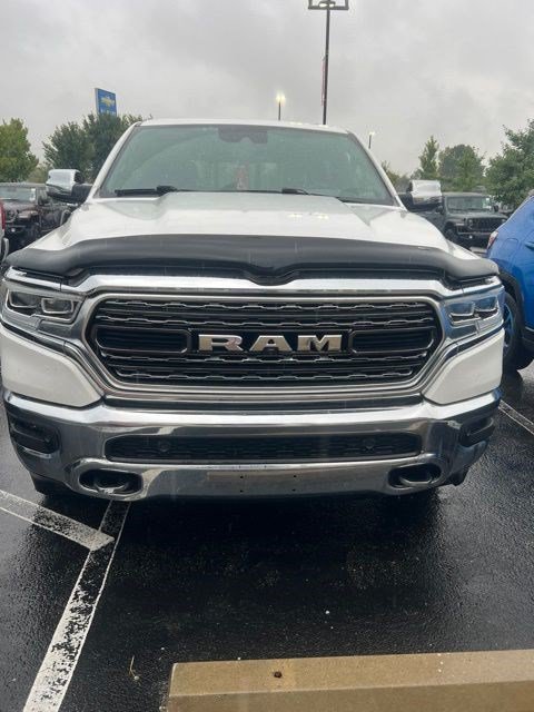 Used 2024 RAM 1500 Limited AWD/4WD image 2