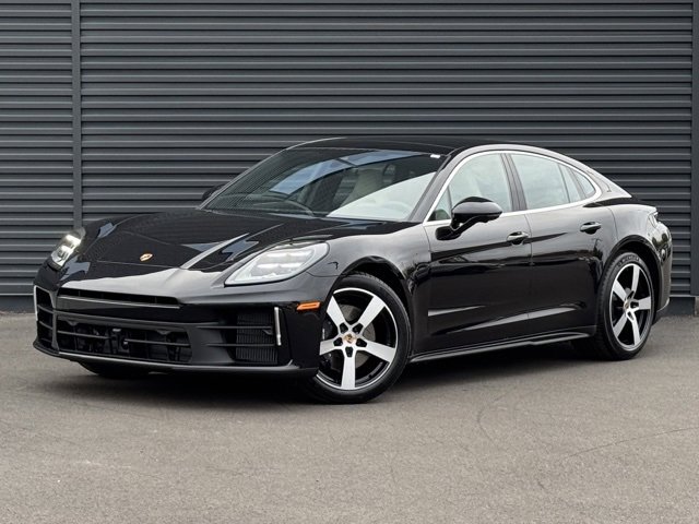New 2026 Porsche Panamera 4