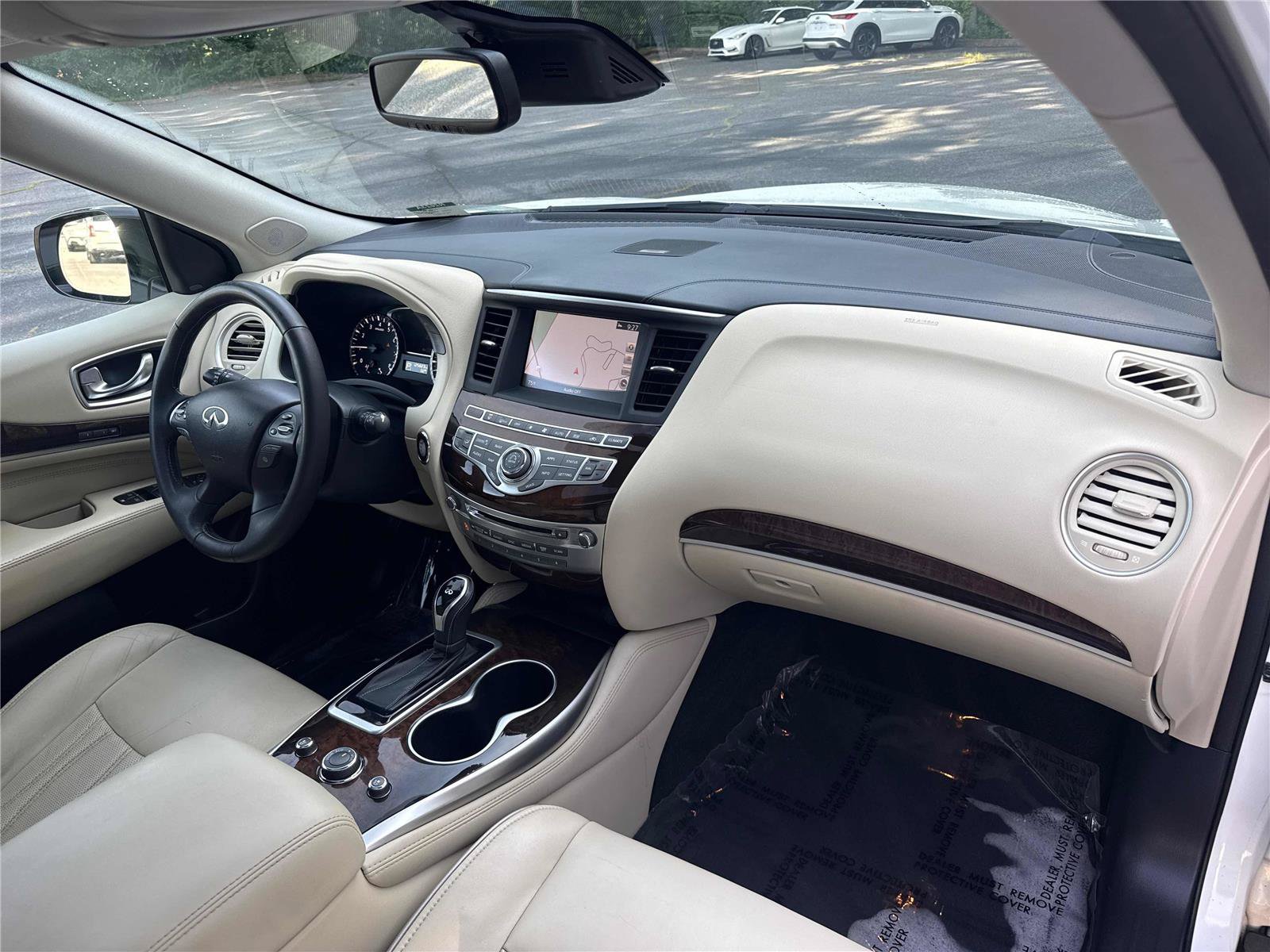 Used 2017 INFINITI QX60 Luxe w/ Deluxe Technology Package AWD/4WD image 28