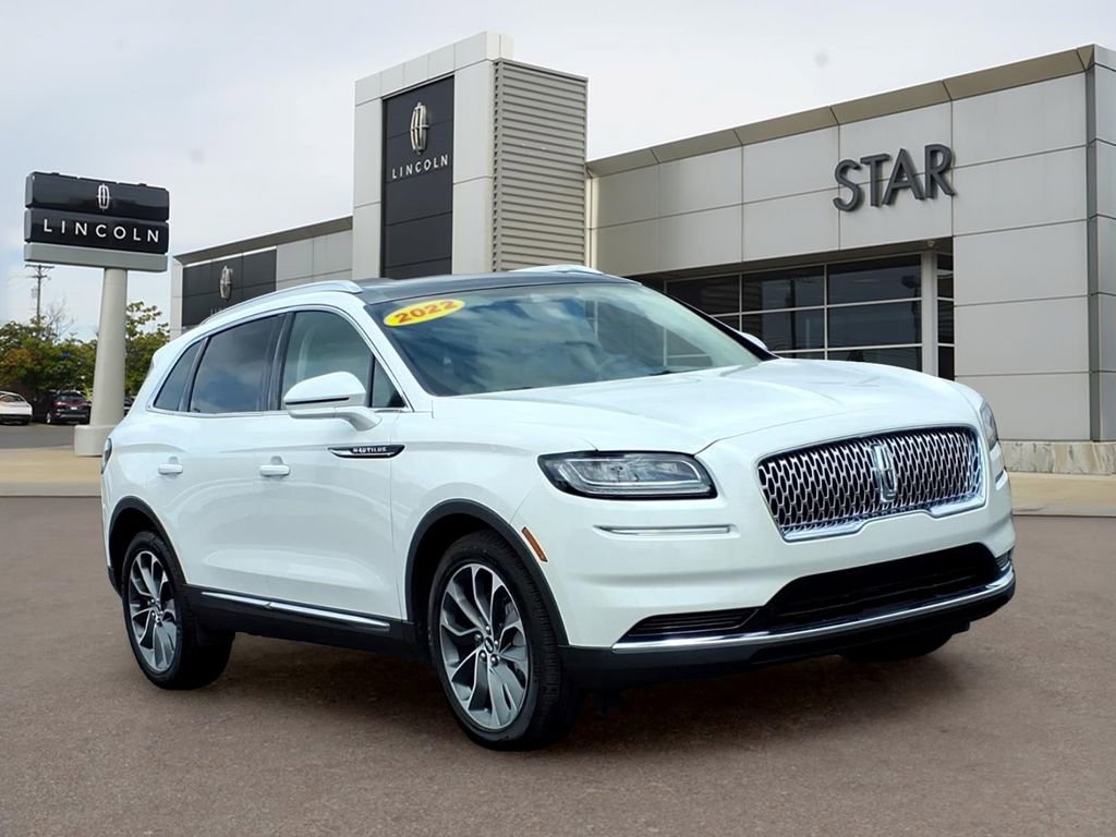 Certified 2022 Lincoln Nautilus Reserve w/ Luxury Package AWD/4WD image 1
