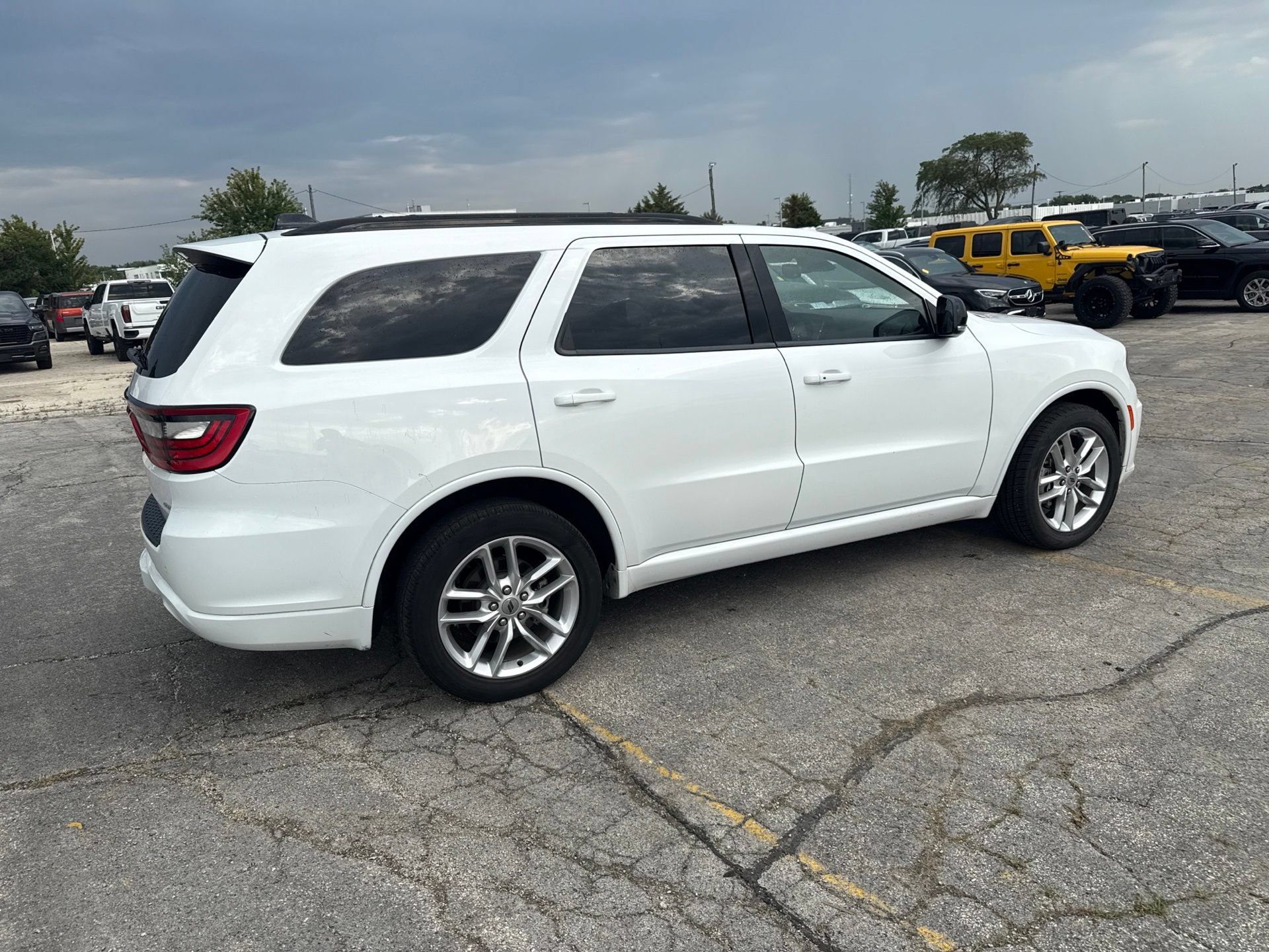 Used 2024 Dodge Durango GT AWD/4WD image 6
