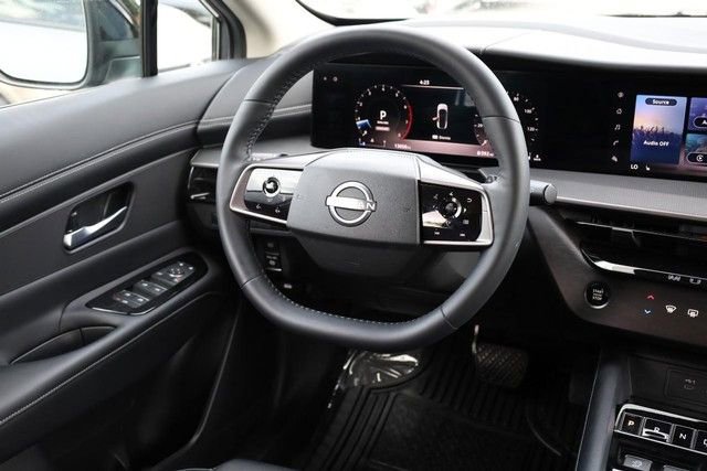 Certified 2025 Nissan Murano SV AWD/4WD image 13