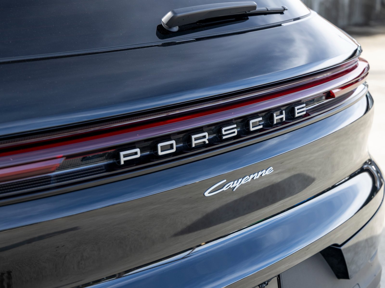 Certified 2025 Porsche Cayenne image 19