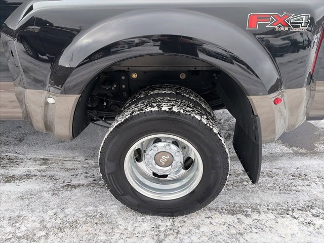 Used 2020 Ford F350 King Ranch w/ FX4 Off-Road Package image 5