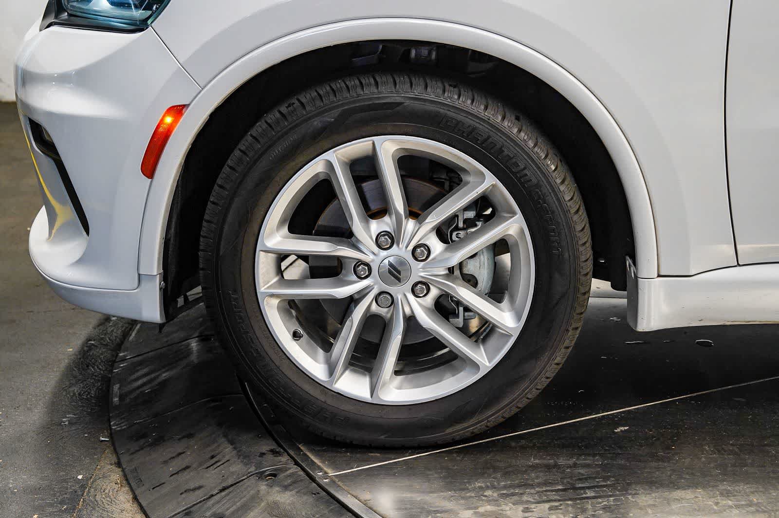 Used 2022 Dodge Durango GT RWD image 8