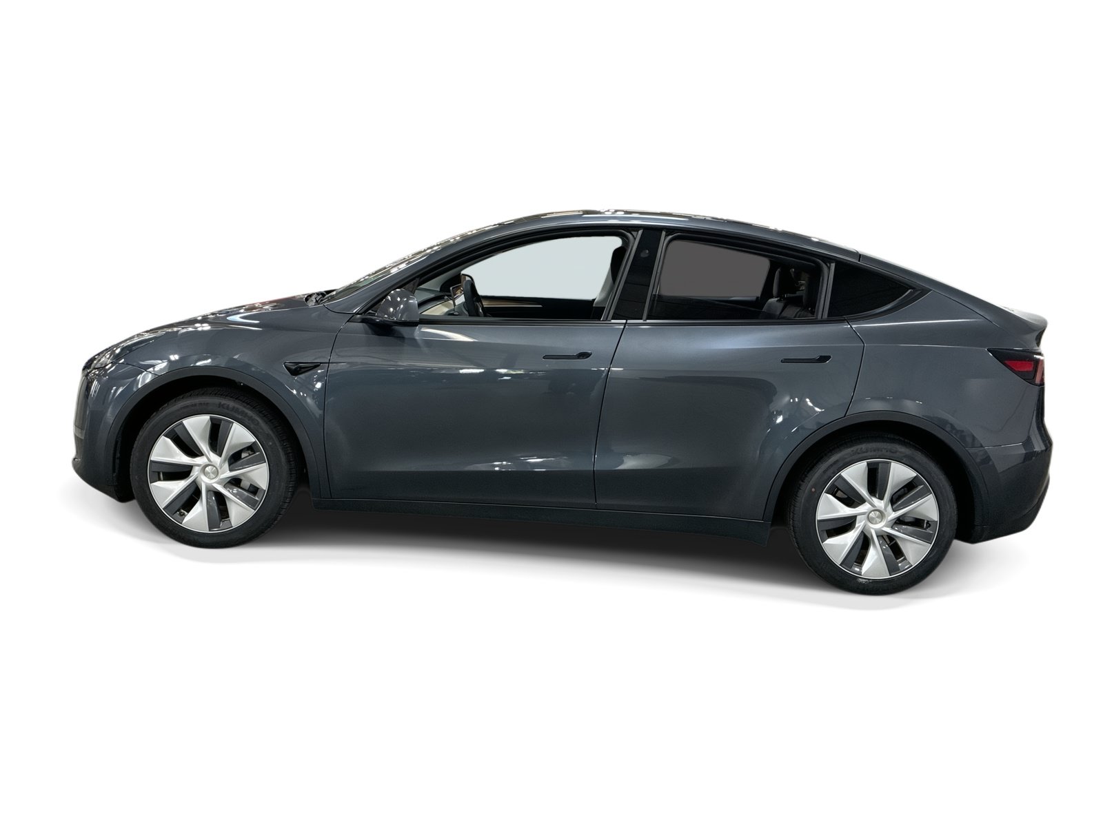 Certified 2023 Tesla Model Y Long Range AWD/4WD image 3