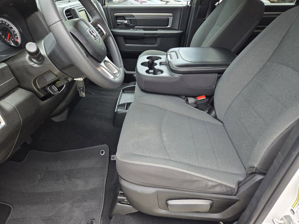 Used 2024 RAM 1500 Classic Warlock RWD image 13