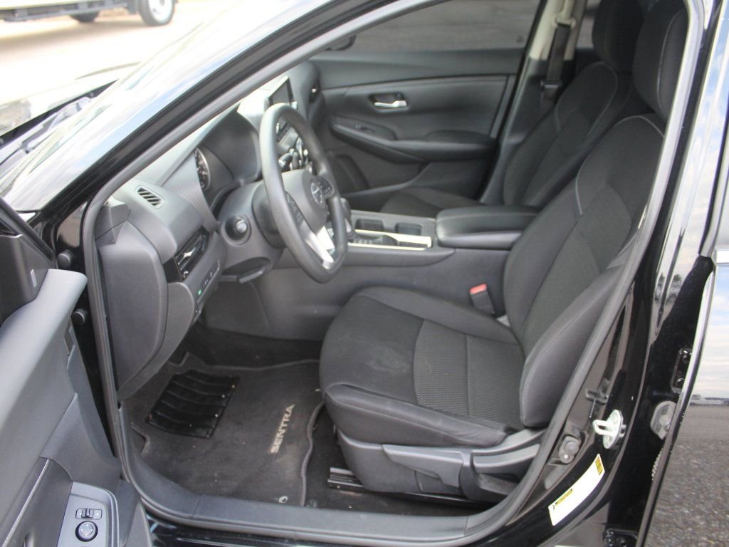 Used 2020 Nissan Sentra S w/ Trunk Package FWD image 3