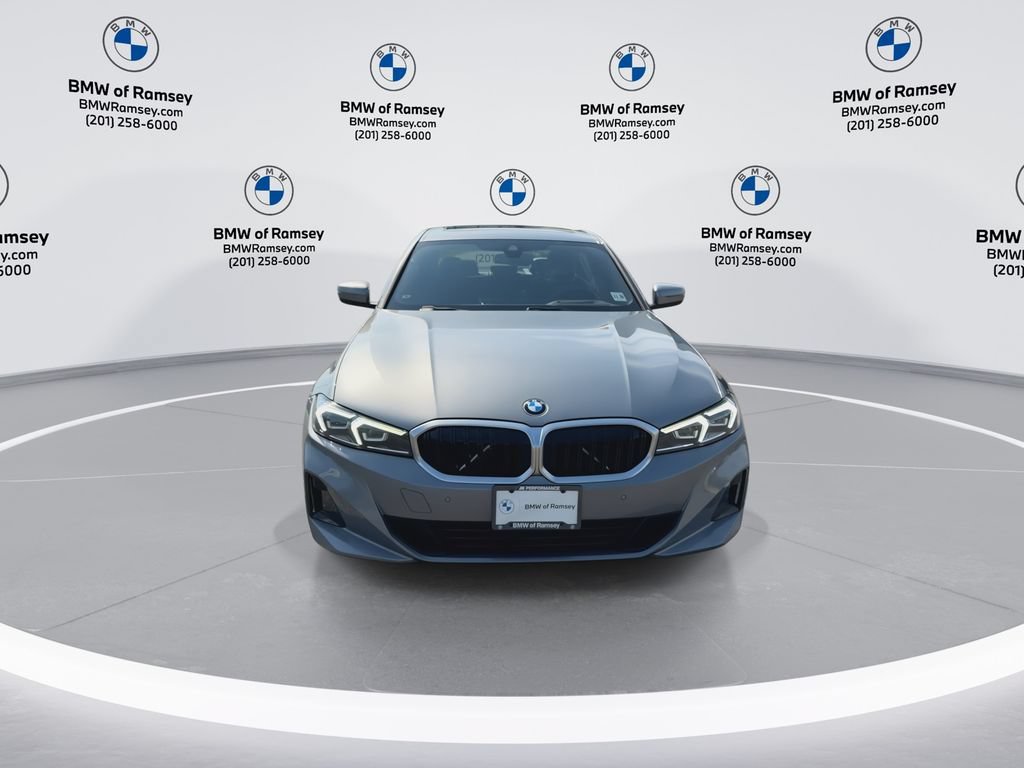 Used 2024 BMW 330i xDrive Sedan w/ Premium Package AWD/4WD image 3