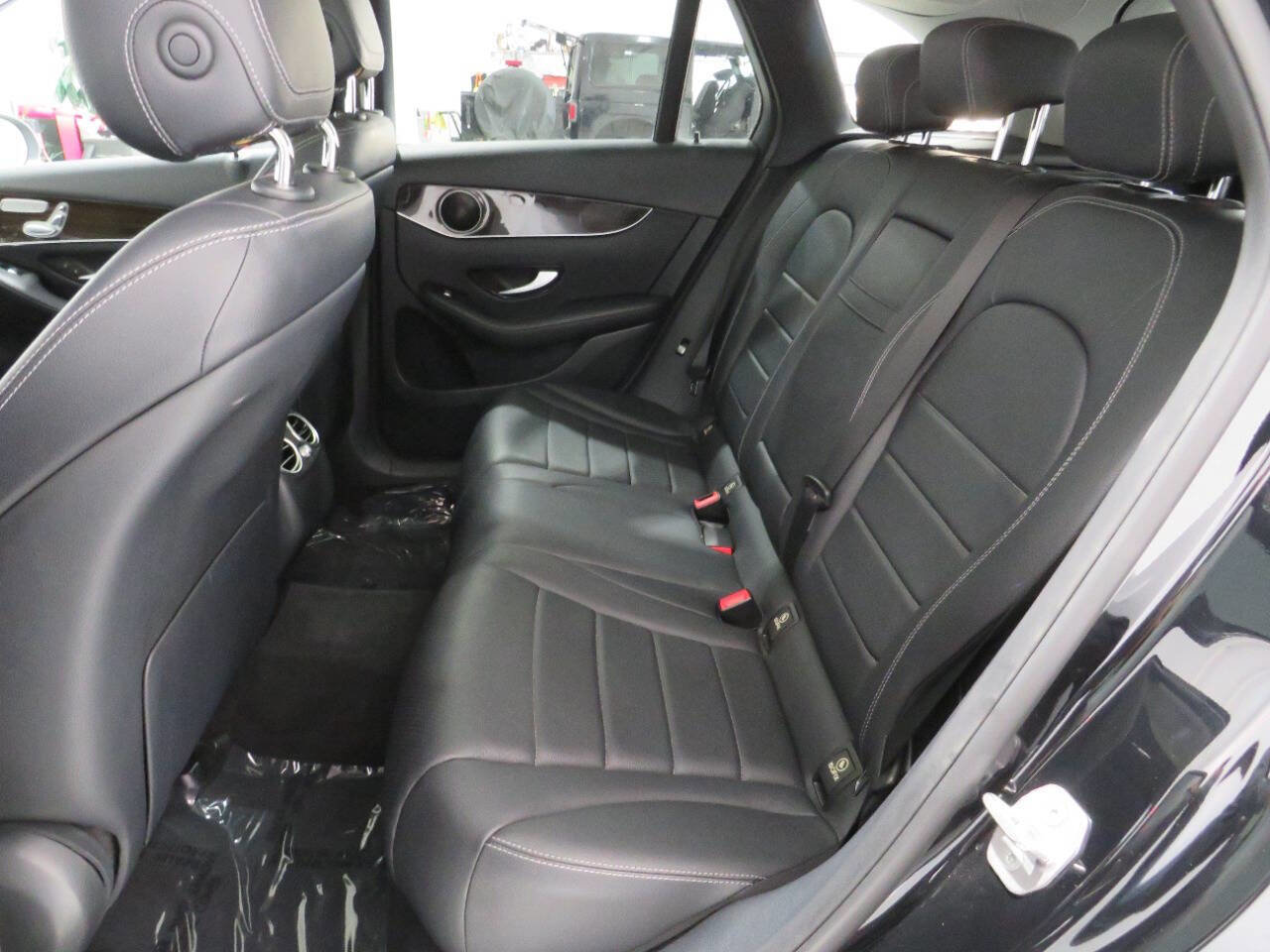 Used 2016 Mercedes-Benz GLC 300 image 13