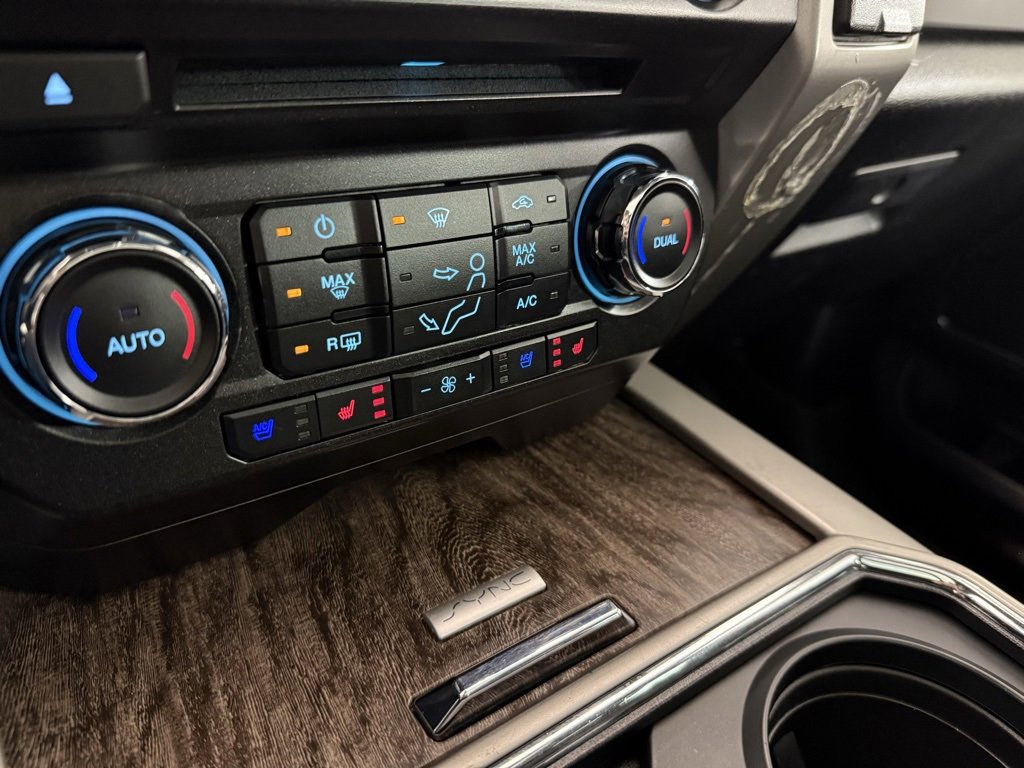 Used 2017 Ford F450 Lariat w/ Lariat Ultimate Package image 31