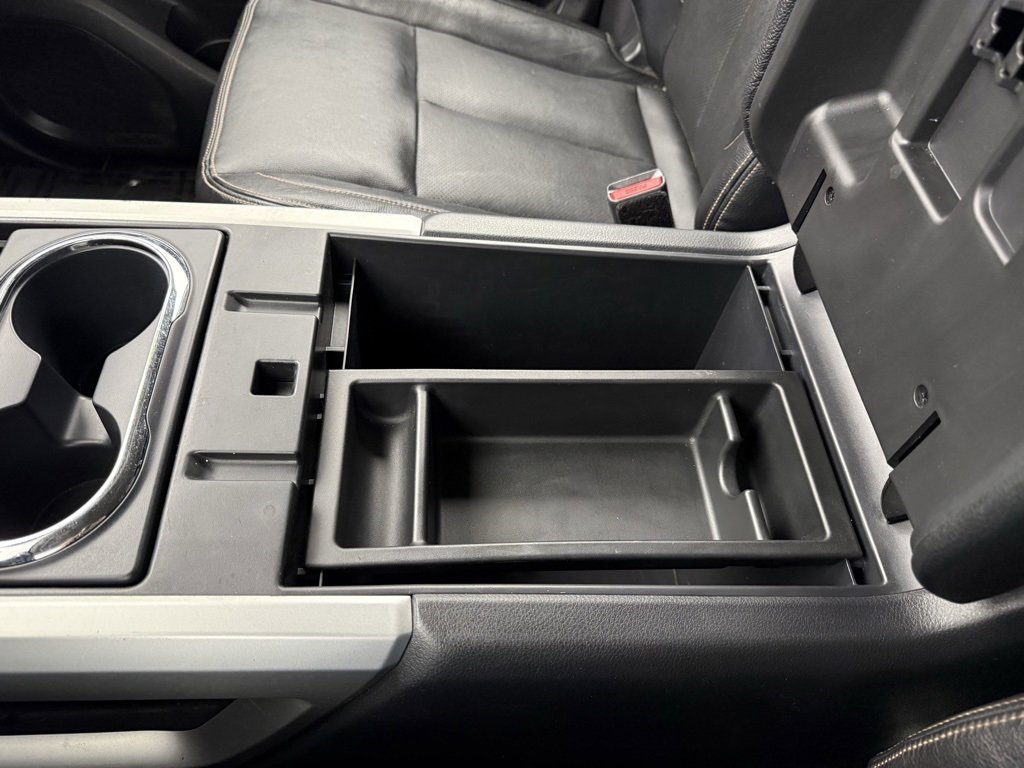 Used 2017 Nissan Titan SL image 37