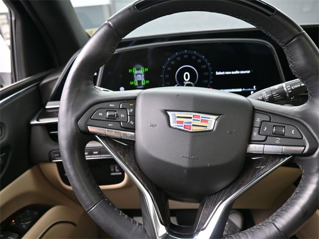 Used 2023 Cadillac Escalade Premium Luxury image 8