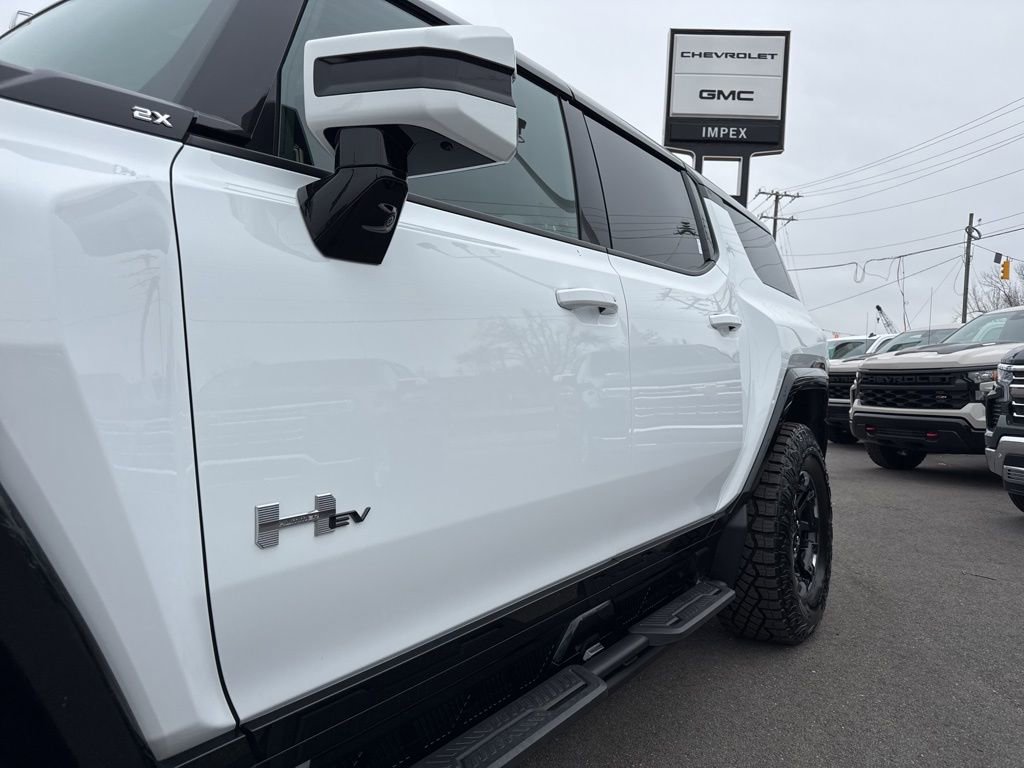 Used 2024 GMC Hummer EV 2X w/ Extreme Off-Road Package image 37