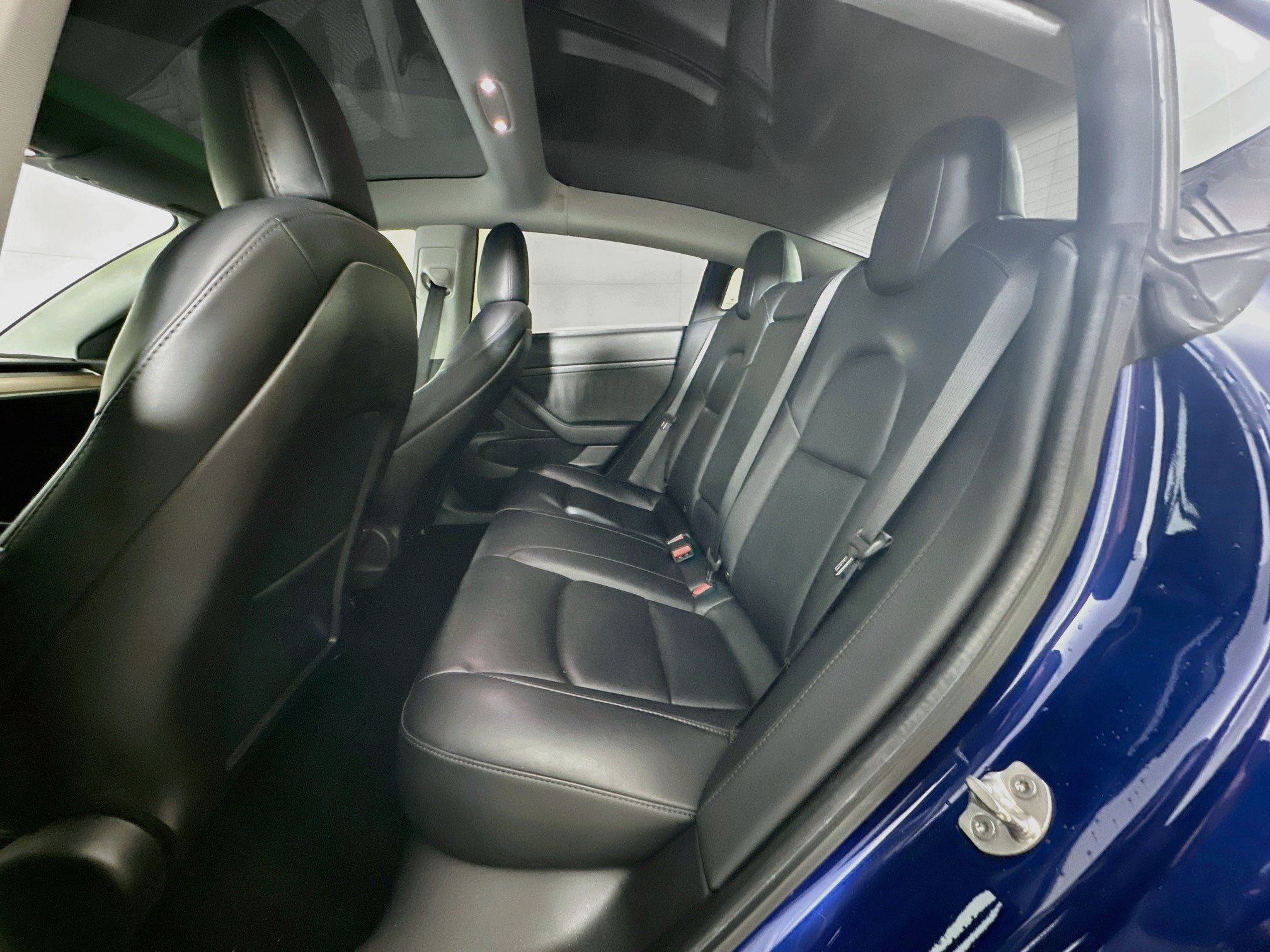 Used 2020 Tesla Model 3 Standard Range Plus RWD image 26