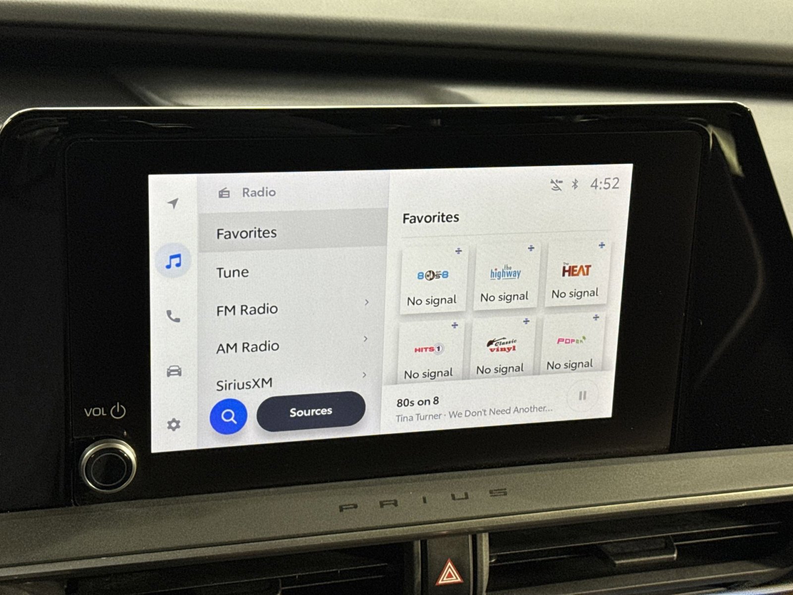 Used 2024 Toyota Prius XLE image 22