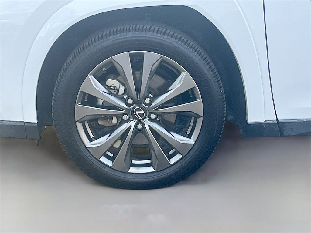 Used 2024 Lexus UX 250h F Sport image 31