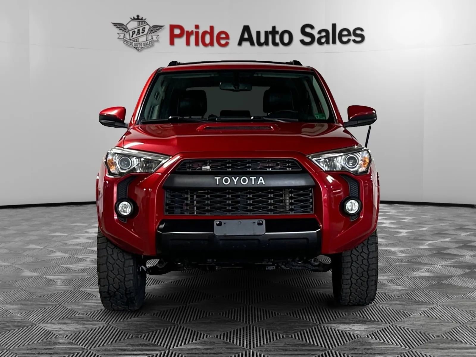 Used 2017 Toyota 4Runner TRD Pro image 2
