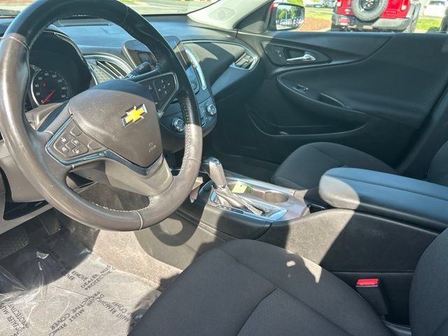 Used 2018 Chevrolet Malibu LT FWD image 14
