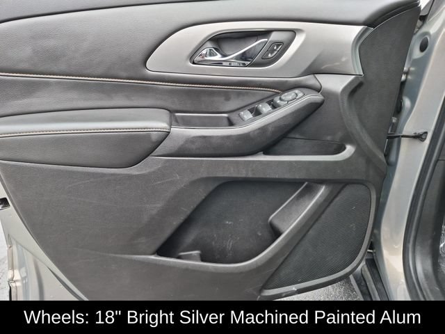 Used 2018 Chevrolet Traverse LT w/ LPO, Floor Liner Package FWD image 13