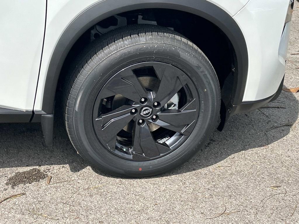 New 2026 Nissan Rogue SV w/ Cold Weather Package FWD image 9