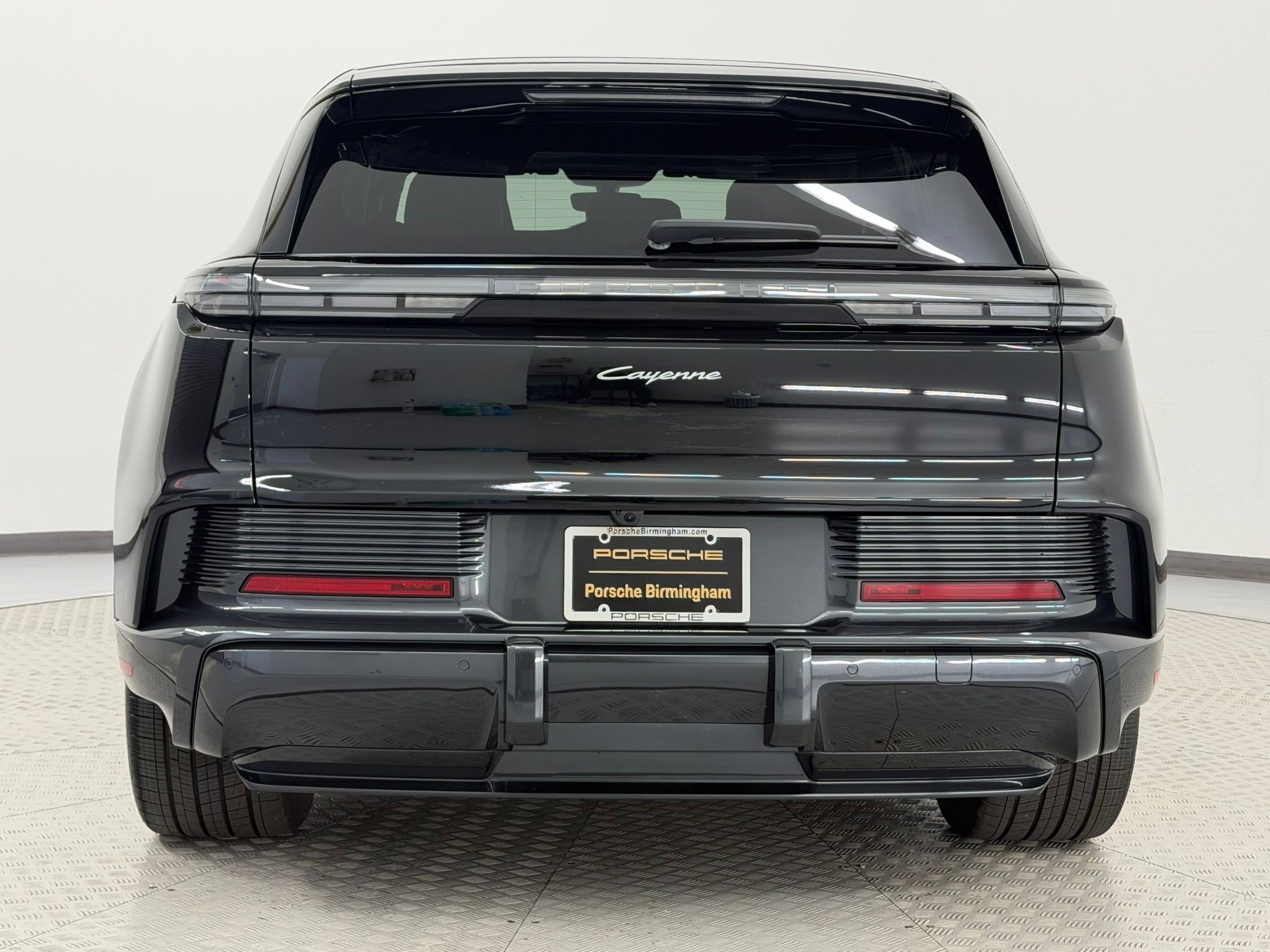 New 2026 Porsche Cayenne Electric AWD/4WD image 10