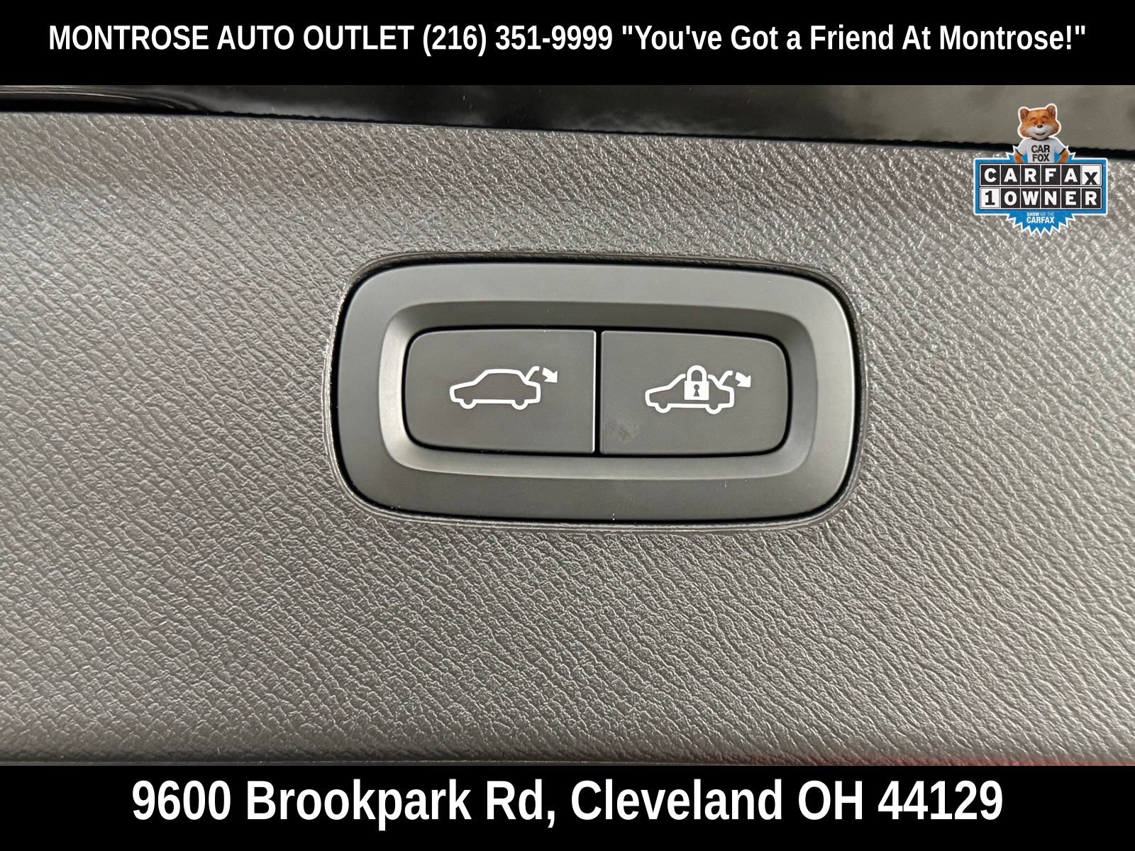 Certified 2023 Volvo XC90 B6 Ultimate w/ Protection Package AWD/4WD image 46