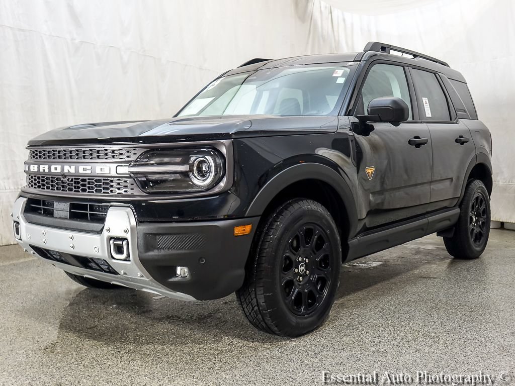 Used 2025 Ford Bronco Sport Badlands w/ Badlands Tech Package AWD/4WD image 2