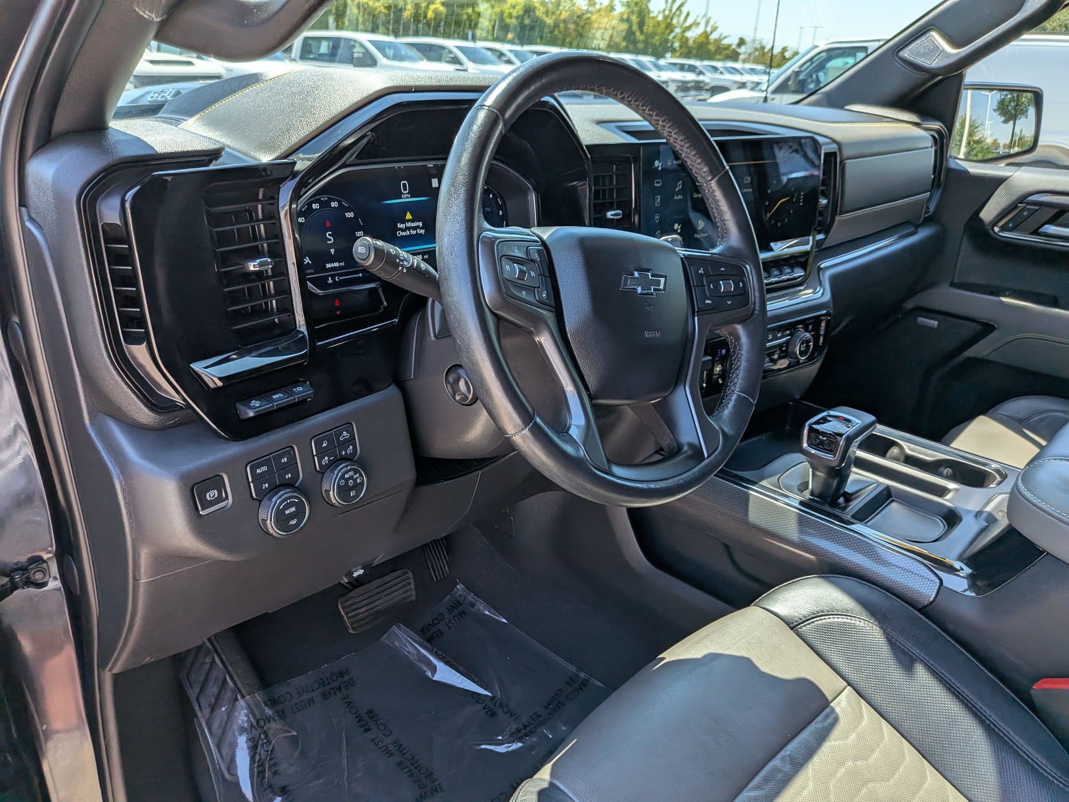 Used 2022 Chevrolet Silverado 1500 ZR2 w/ Technology Package AWD/4WD image 12