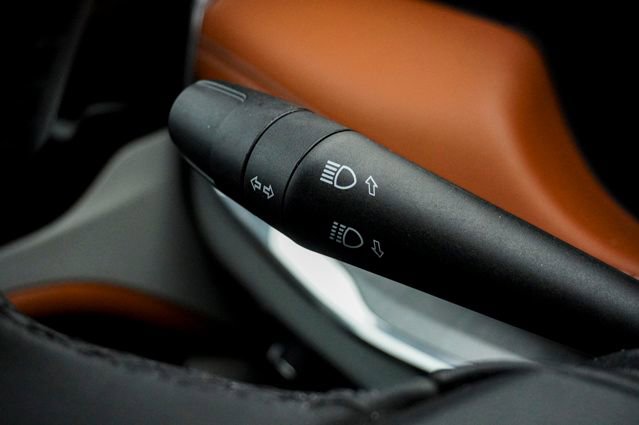 Used 2023 Jeep Compass Limited image 21