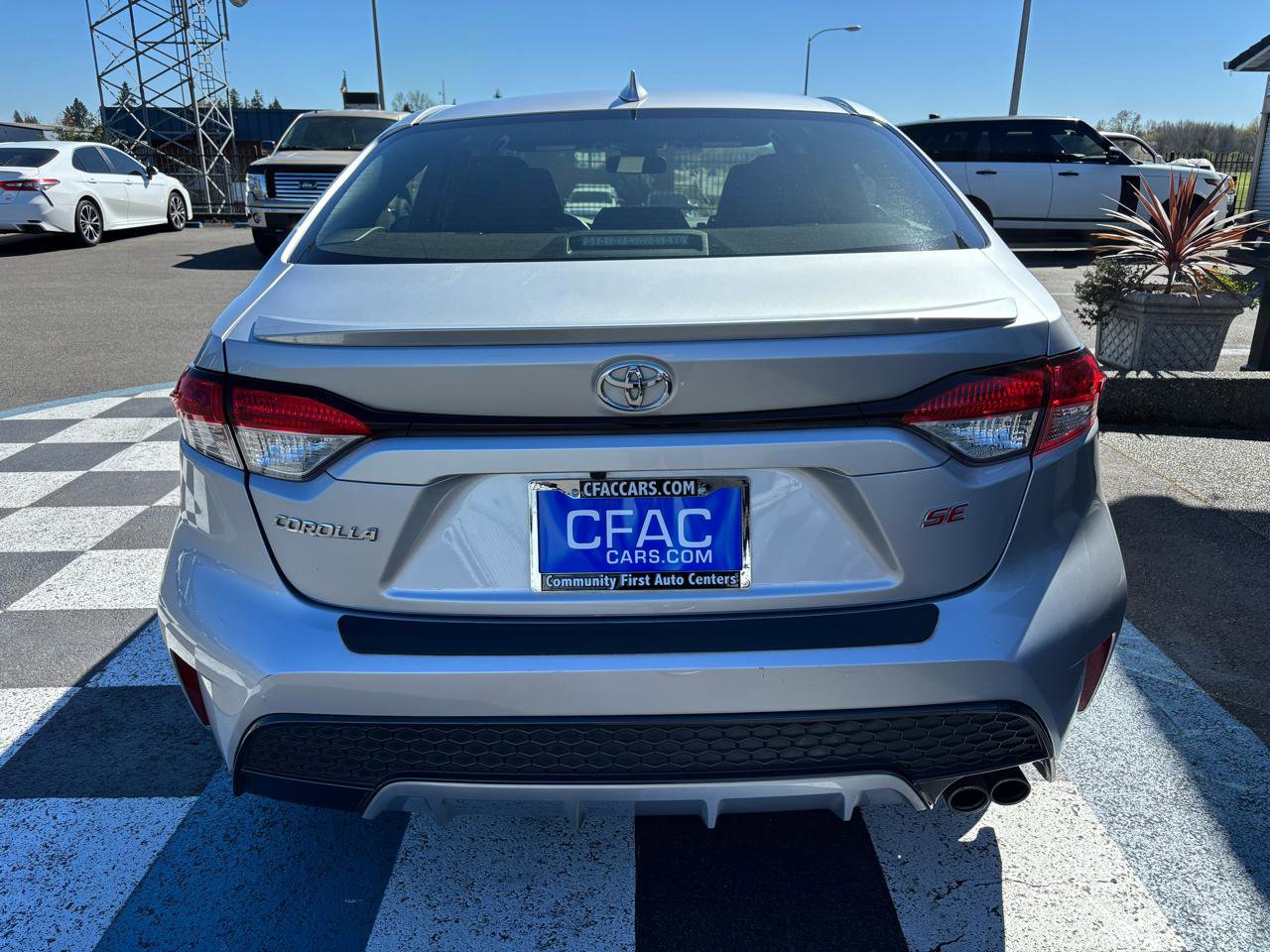 Used 2020 Toyota Corolla SE FWD image 4