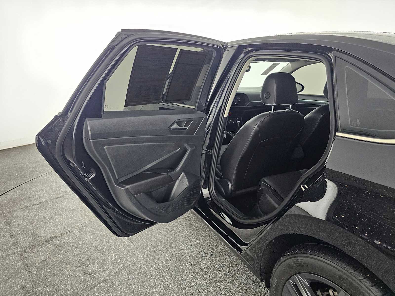 Used 2022 Volkswagen Jetta SE image 15