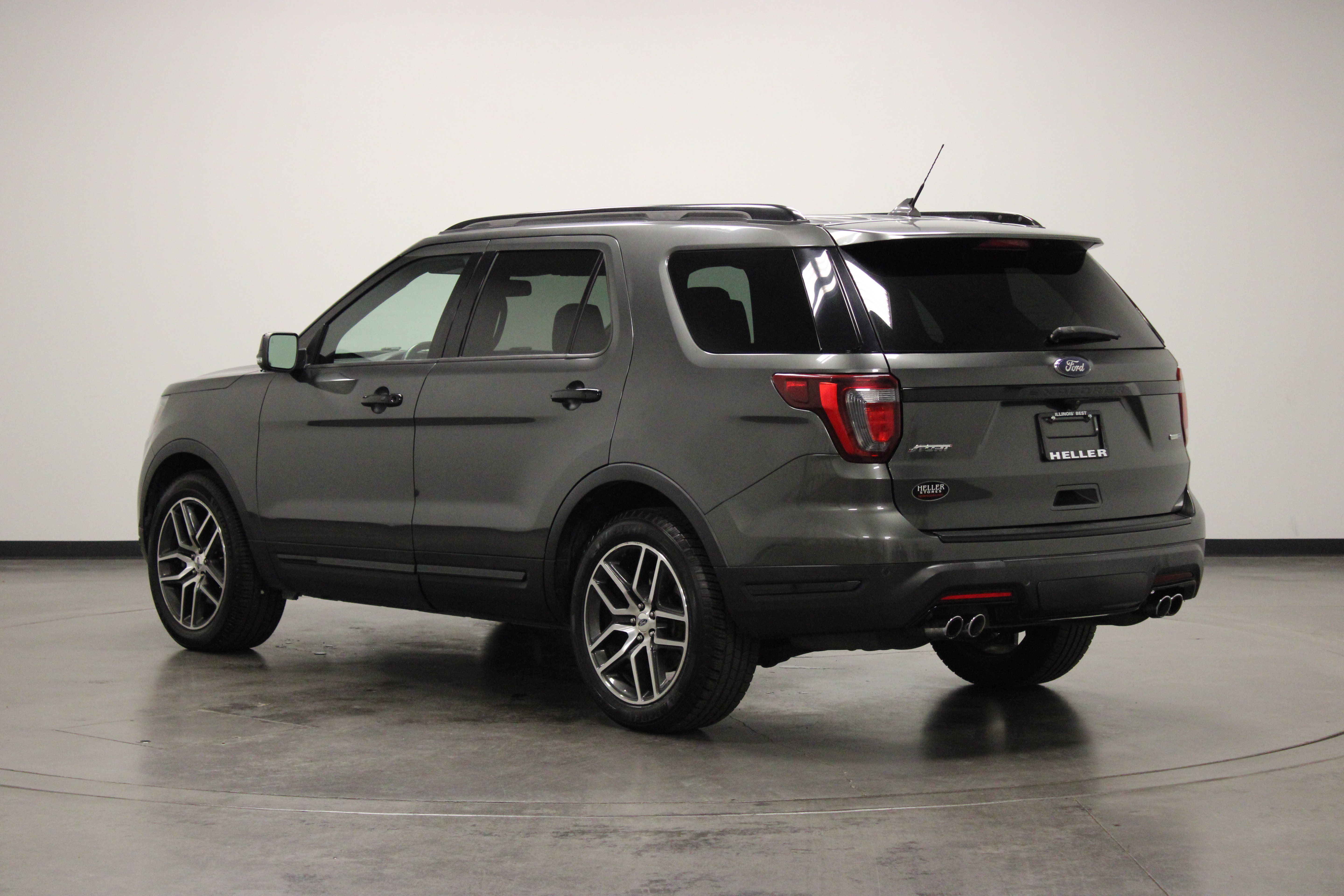 Used 2018 Ford Explorer Sport w/ Equipment Group 401A AWD/4WD image 6