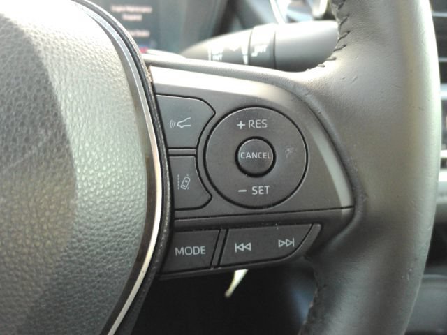 Used 2020 Toyota Corolla SE FWD image 33