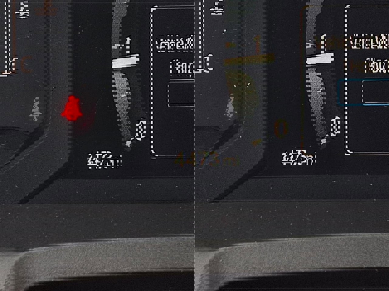 Certified 2025 Toyota Tacoma SR5 image 28