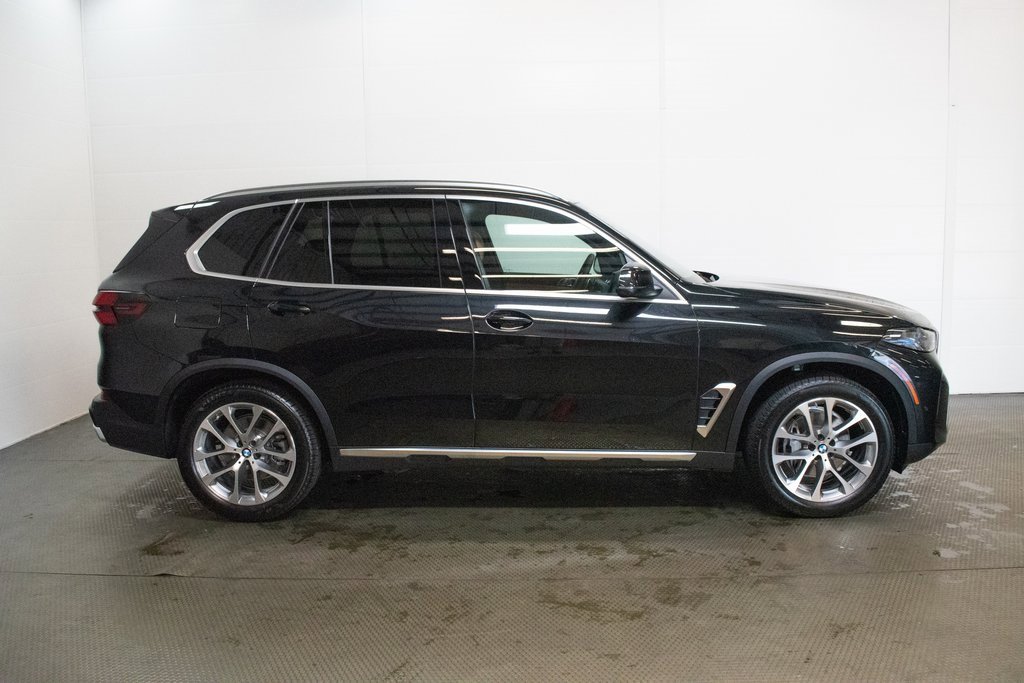 New 2026 BMW X5 xDrive40i image 3