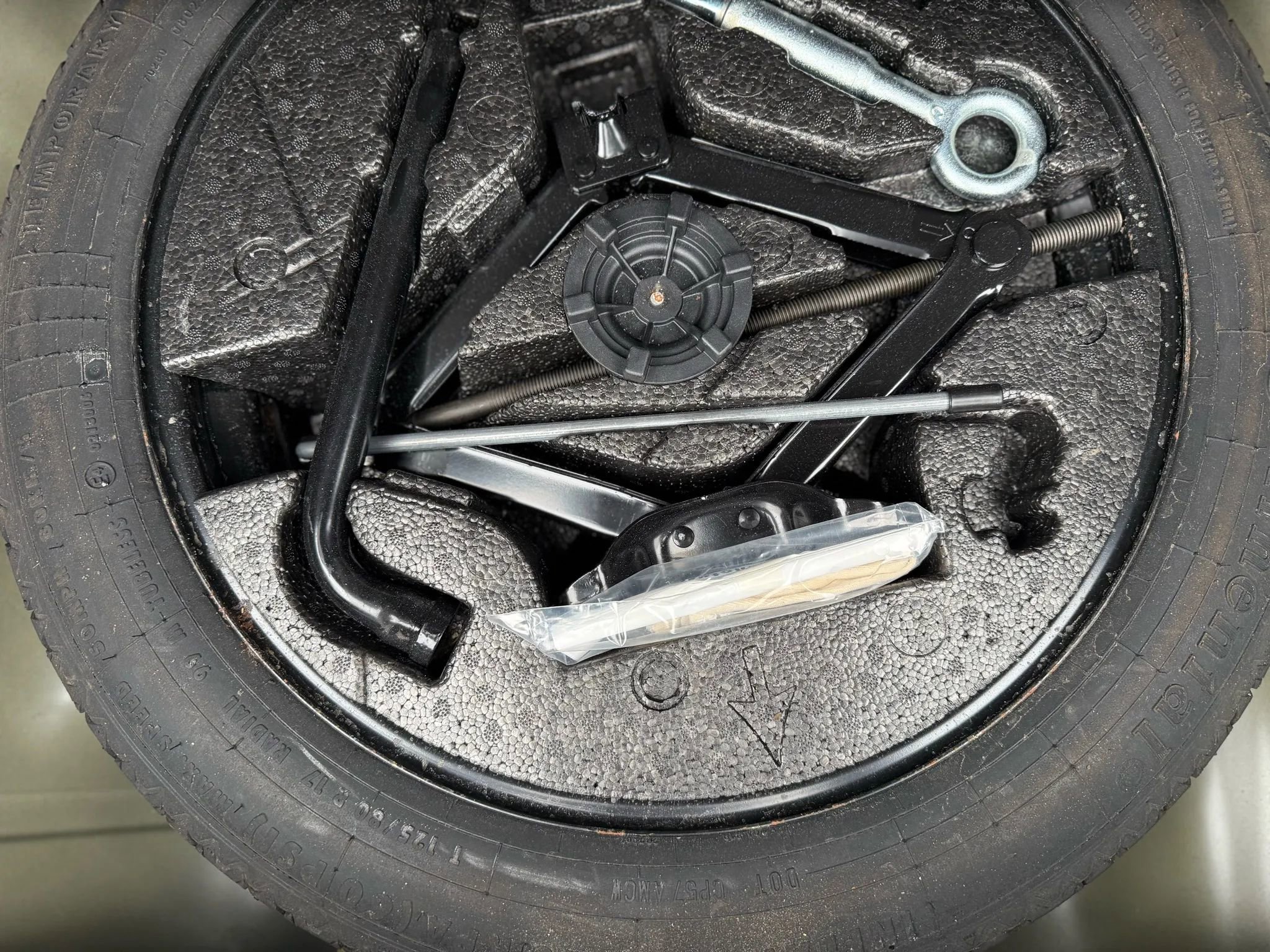 Used 2015 Volvo S80 T6 Platinum image 16