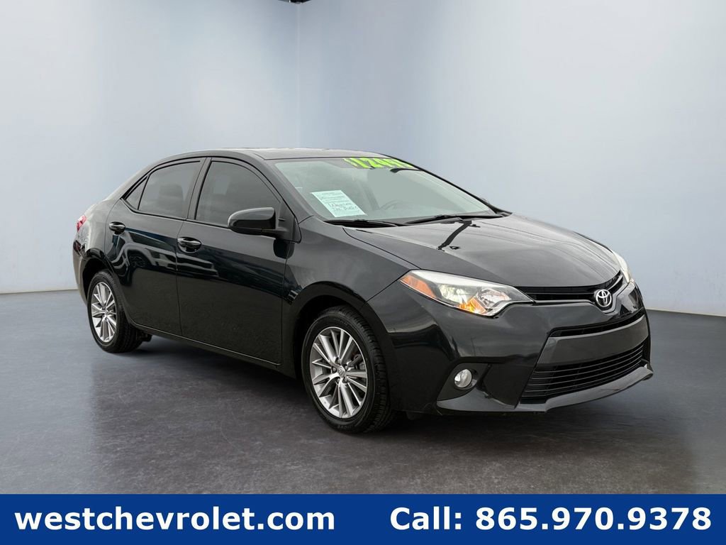Used 2015 Toyota Corolla LE image 1