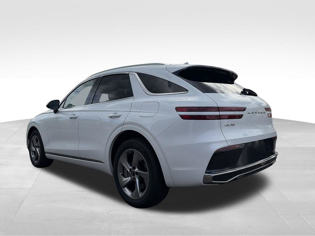 Certified 2026 Genesis GV70 2.5T Select AWD/4WD image 15