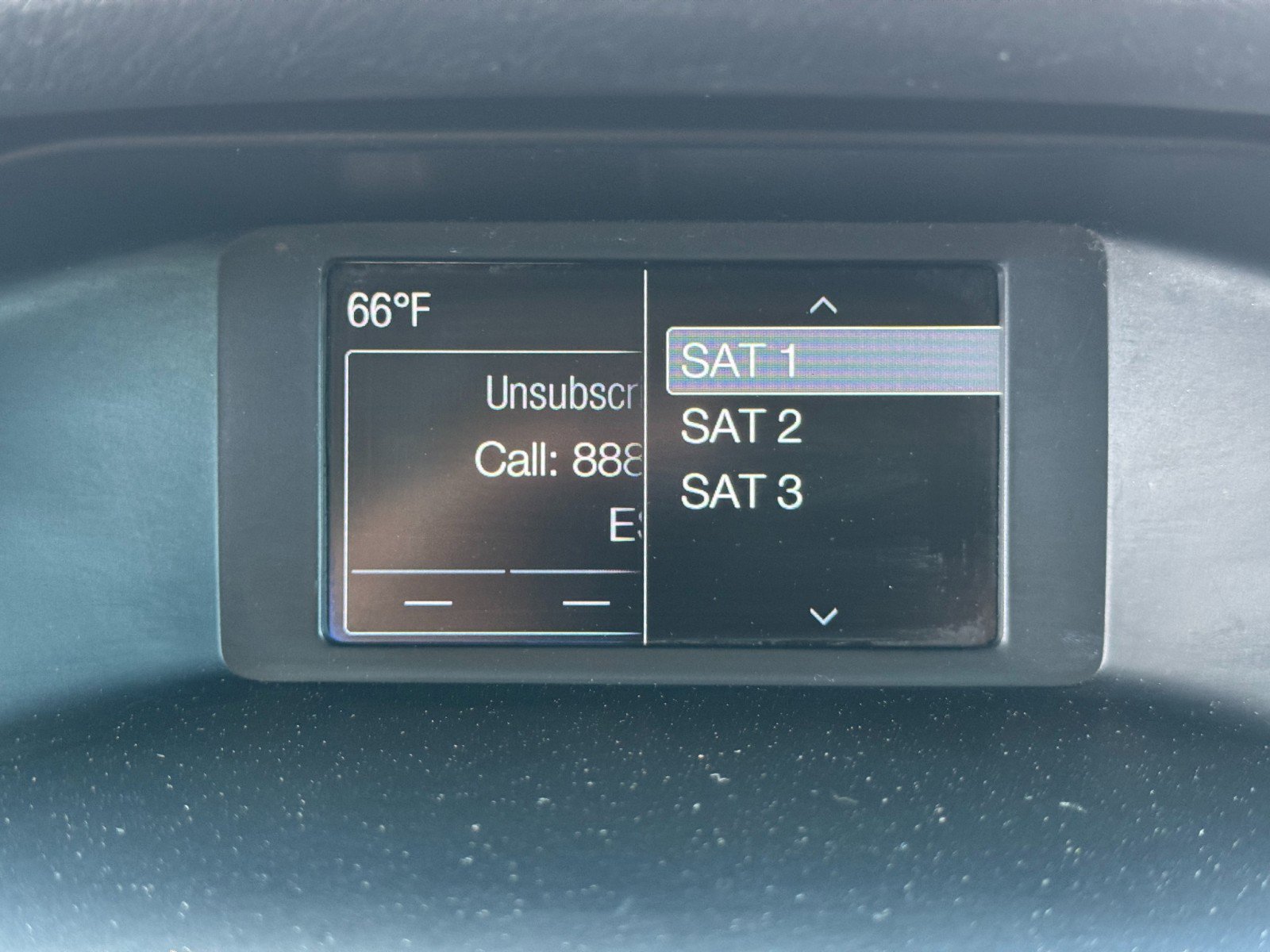 Used 2016 Ford Focus SE w/ Equipment Group 201A FWD image 23