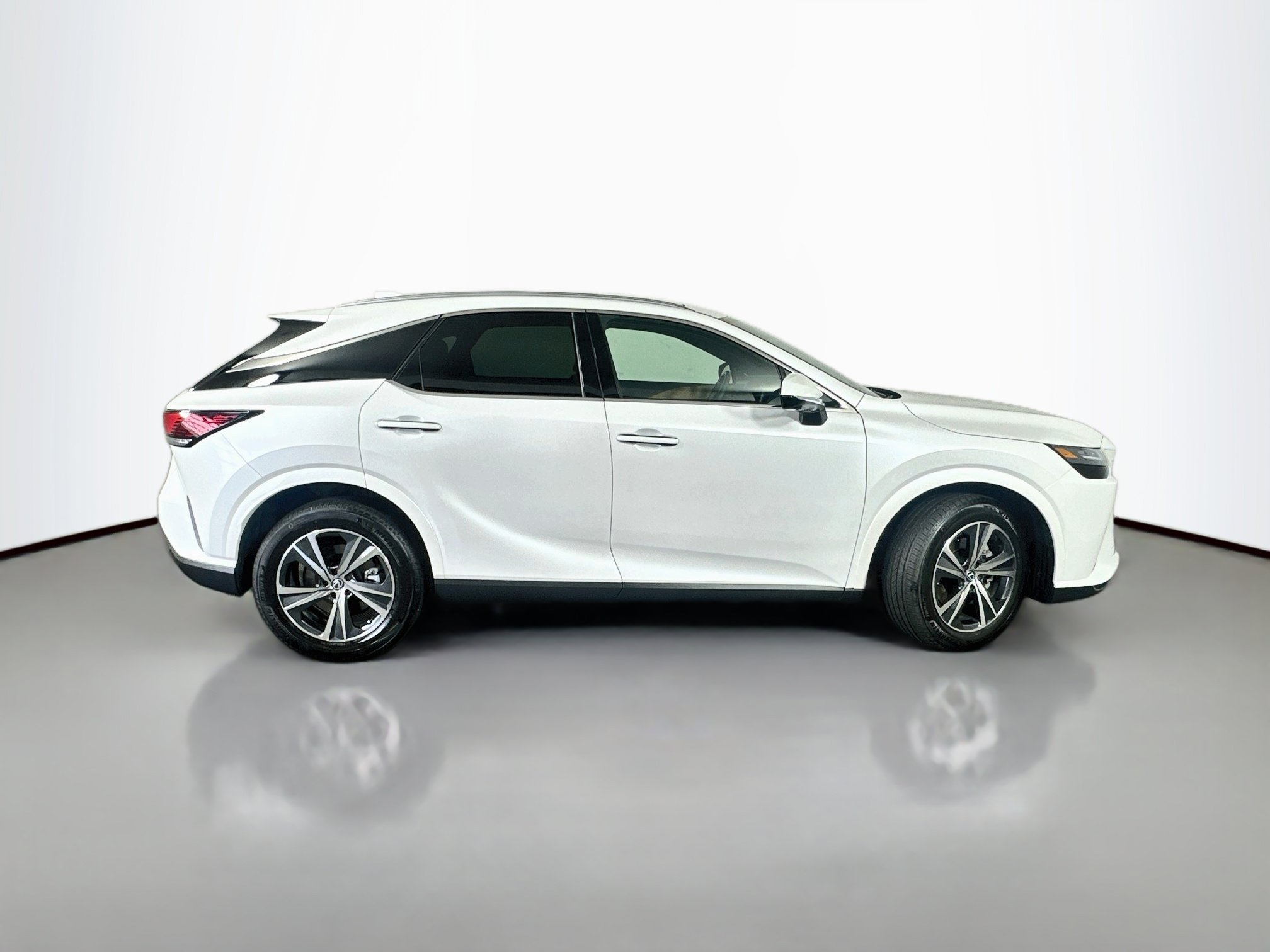 Certified 2025 Lexus RX 350 Premium w/ Convenience Package AWD/4WD image 8