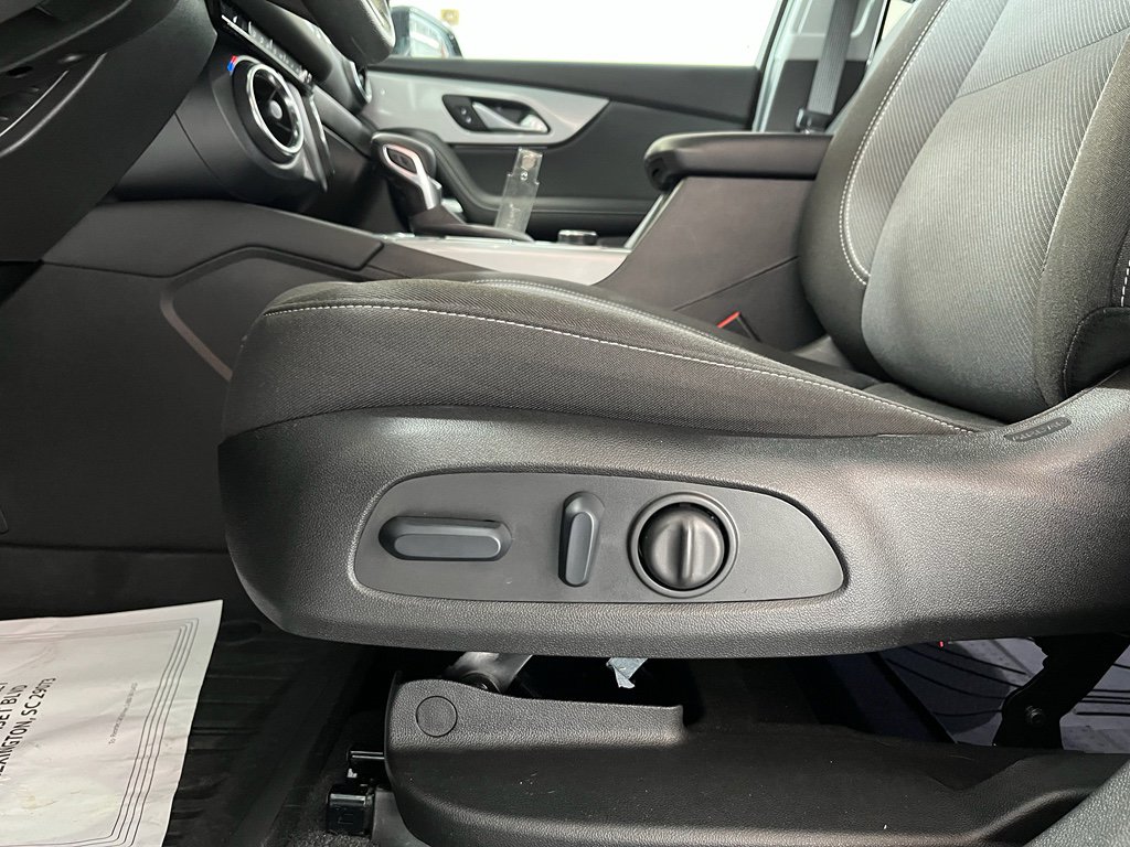 Used 2024 Chevrolet Blazer LT w/ Convenience Package image 14
