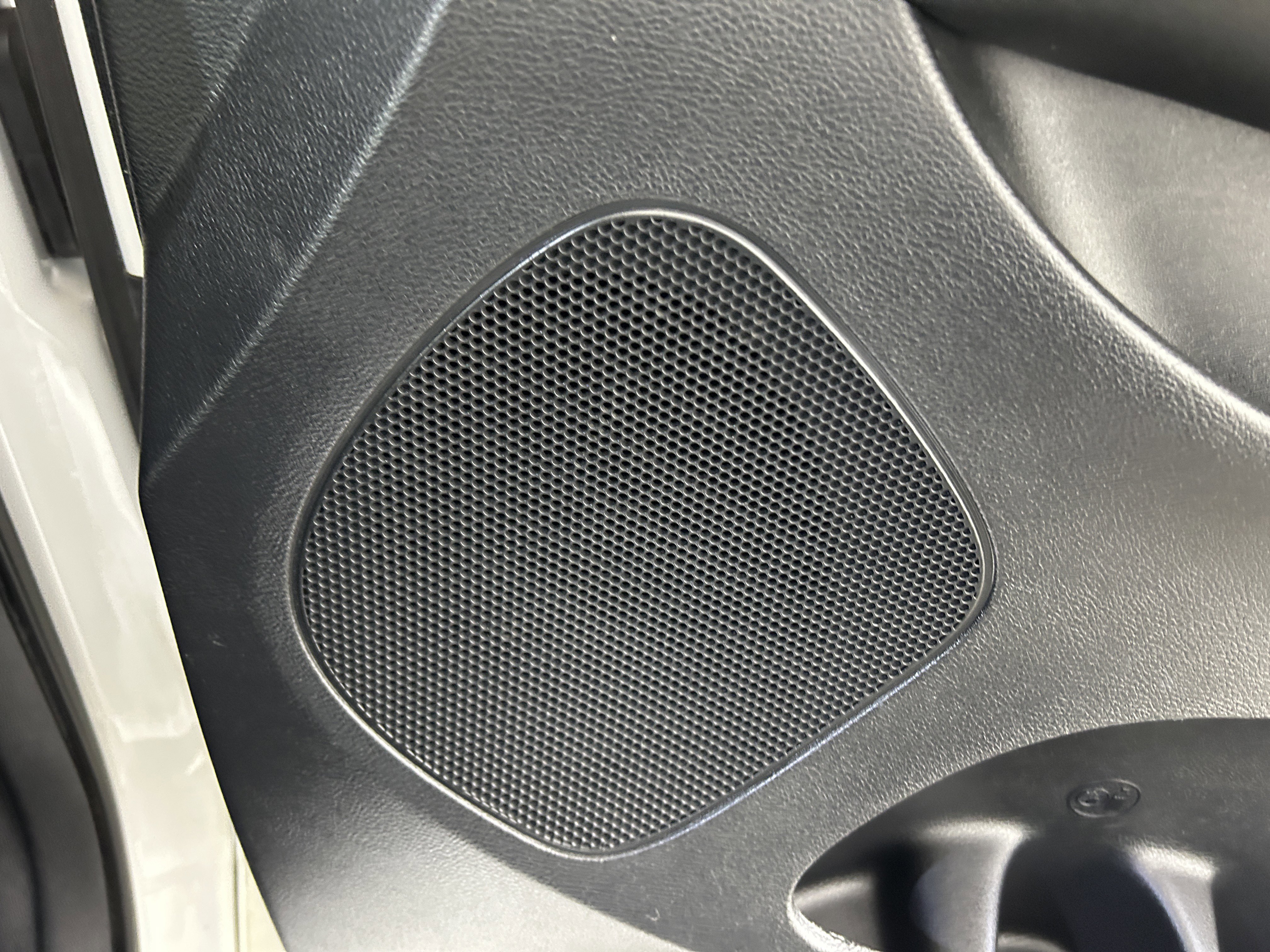 Used 2017 Dodge Grand Caravan GT image 28