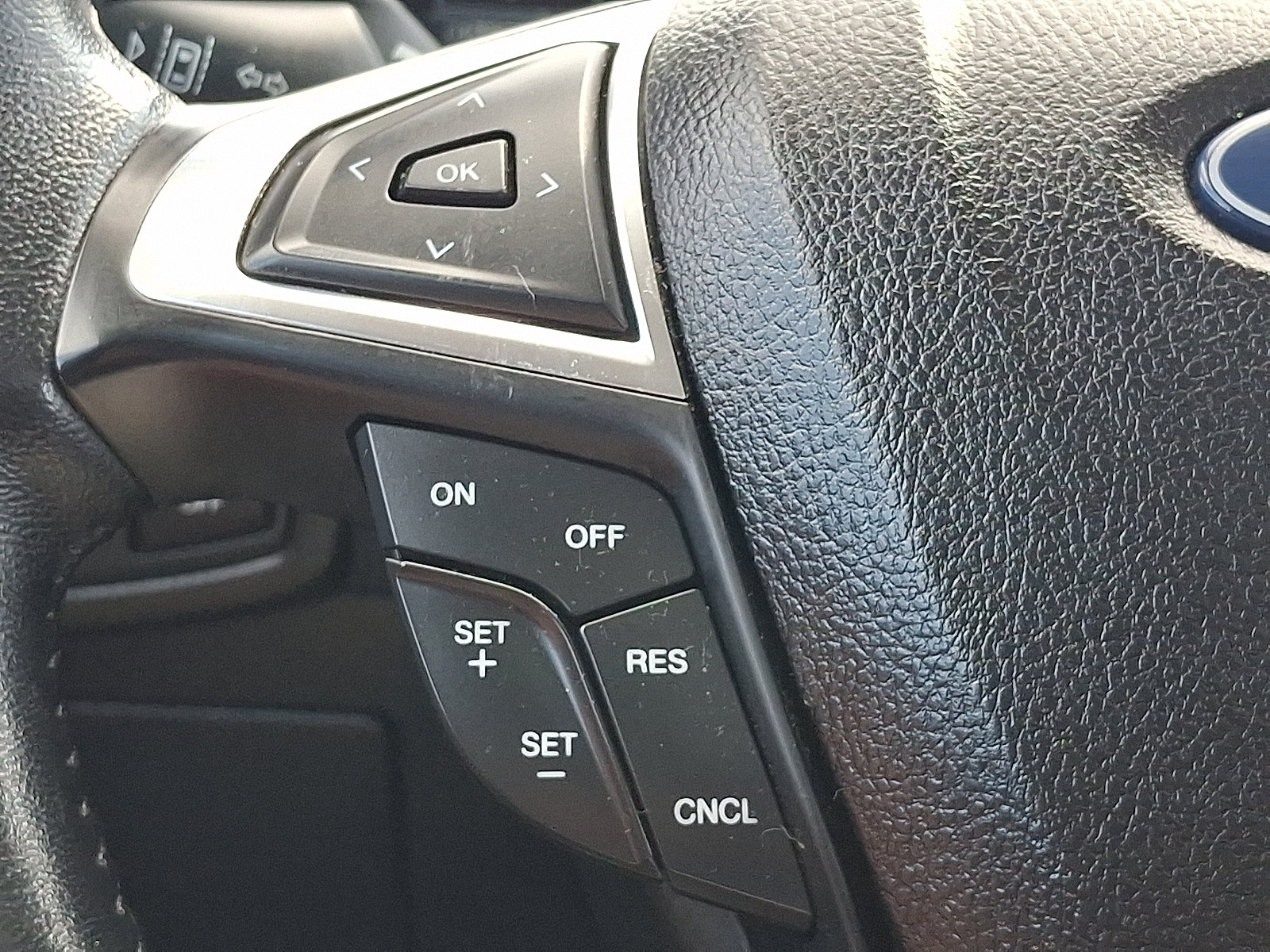 Used 2023 Ford Edge SEL w/ Convenience Package AWD/4WD image 20